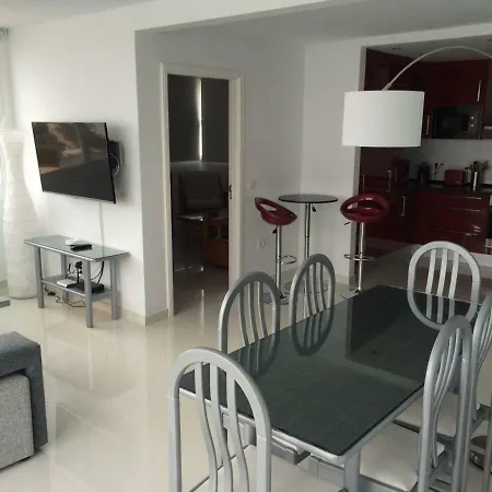 Apartament Daruma 3-bedroom Penthouse With Sea Views